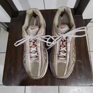 Womens Nike Jet Stream Running Shoe Size 9.5